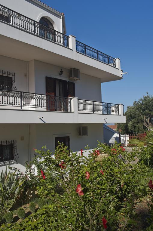 Marialice Apartman Dasziá Kültér fotó